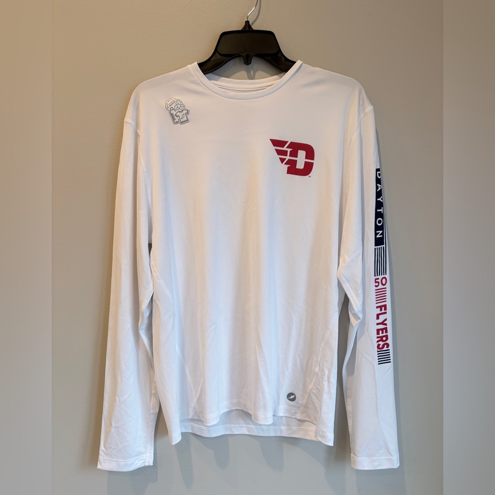 League White Dayton Flyers Relaxed Fit Long Sleeve Shirt Size Medium